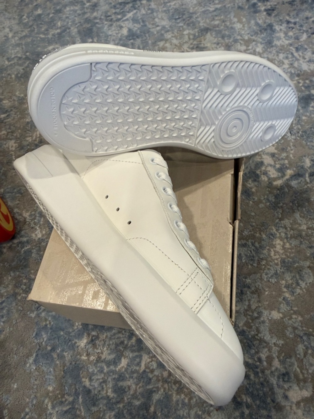 Golden Goose White Leather Low-Top Sneakers with Silver Glitter Heel - Picture 4 of 5